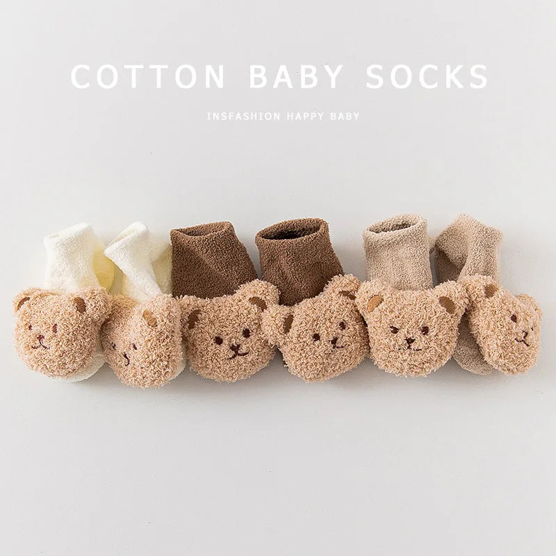Baby Hat & Booties Set (2 Pieces) – Animal Design